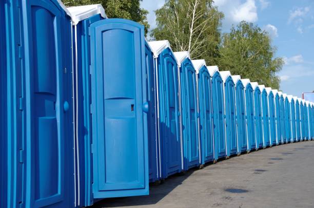 Porta potty delivery and setup in Marion, OH